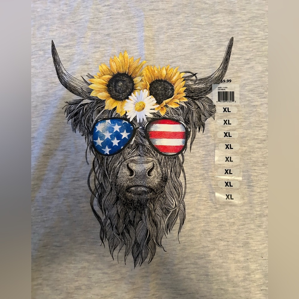 XL grey Tshirt with highland cow